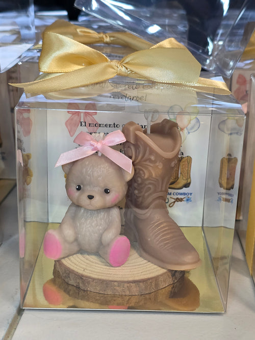 (Set x12)Teddy bear and cowboy boot