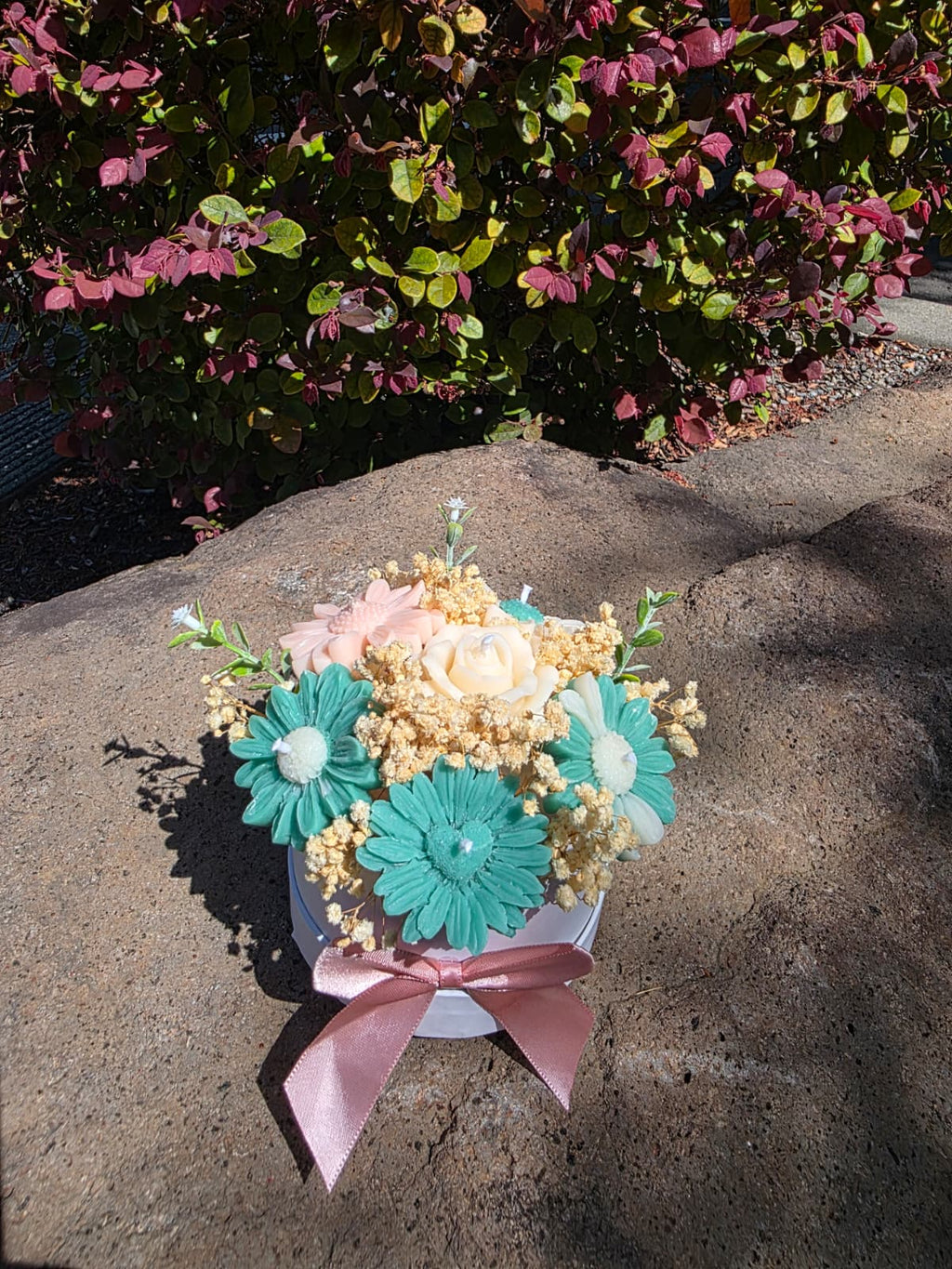 🌸 Handcrafted Floral Candle Arrangement