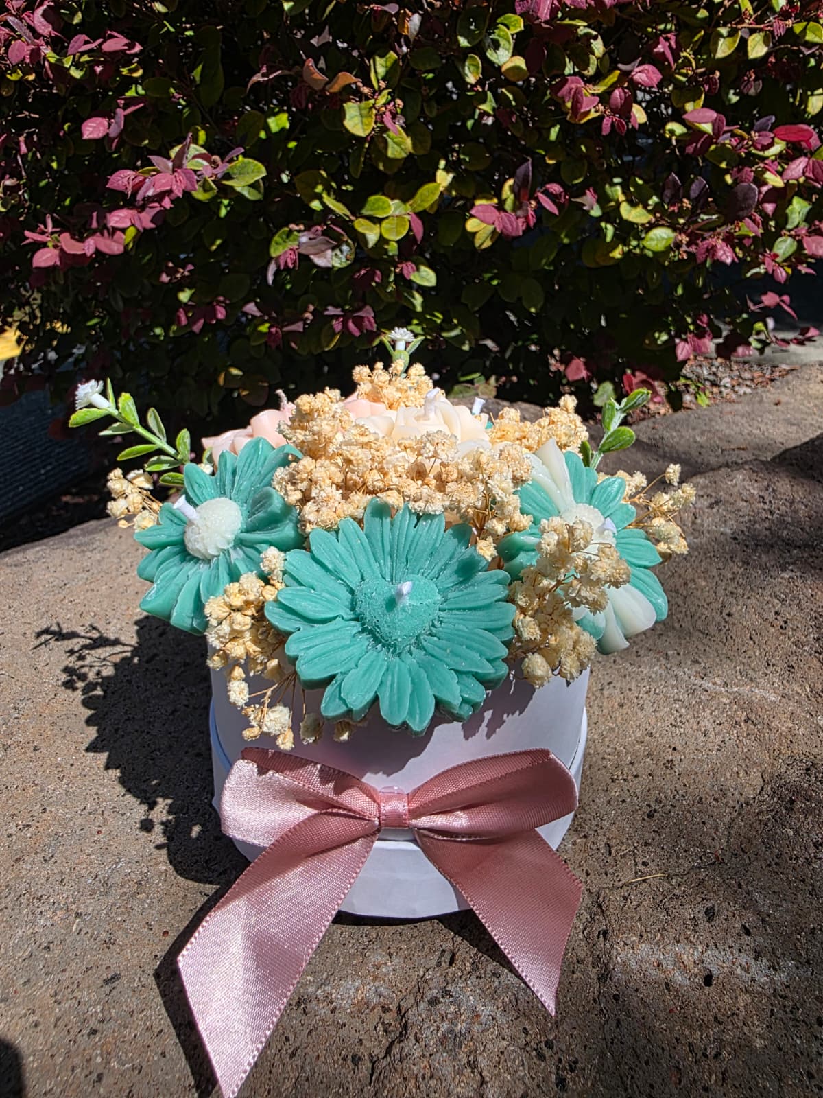 🌸 Handcrafted Floral Candle Arrangement